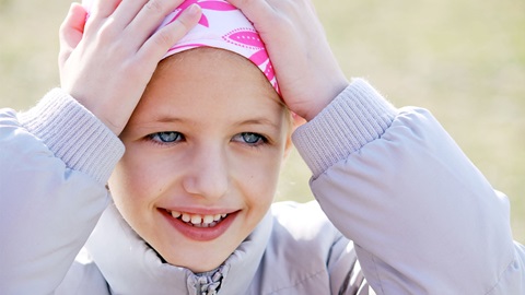 niña con leucemia esperando trasplante de médula